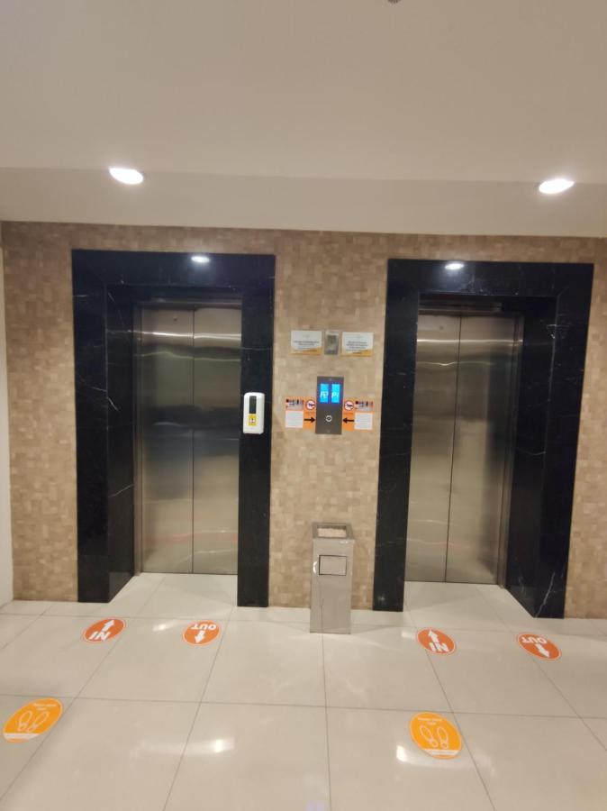 Student Park Hotel Jogyakarta Zewnętrze zdjęcie