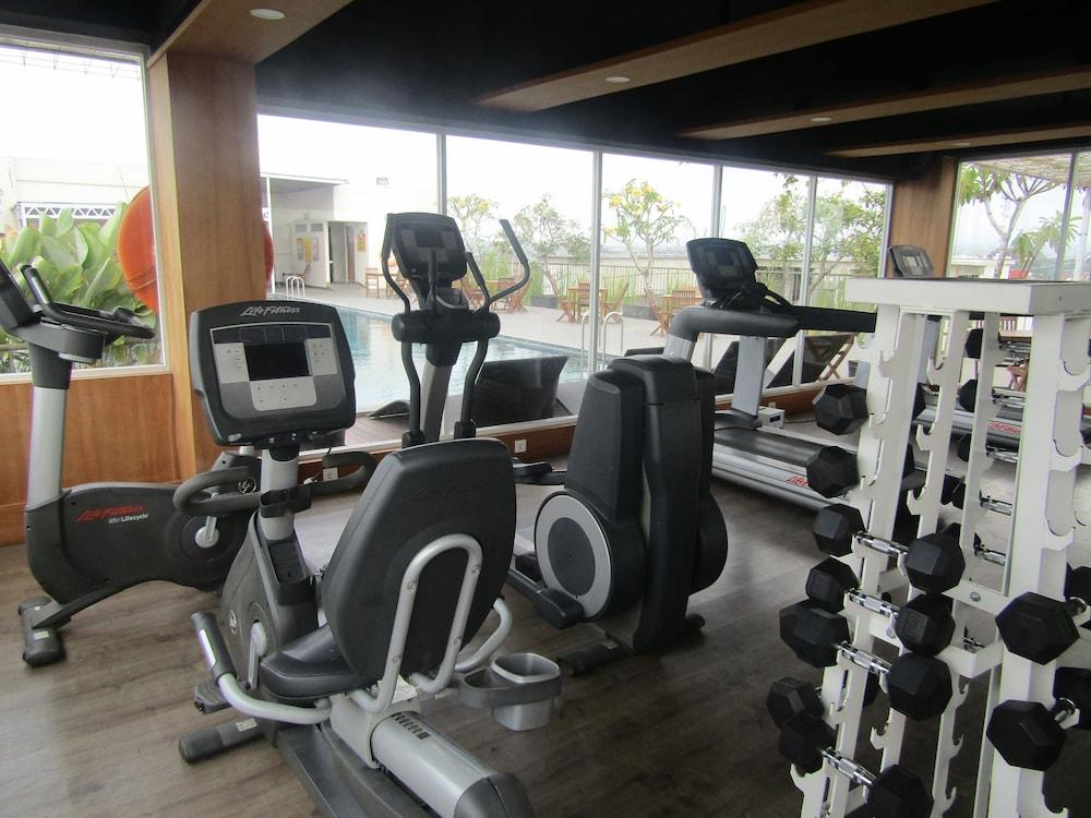 Student Park Hotel Jogyakarta Zewnętrze zdjęcie