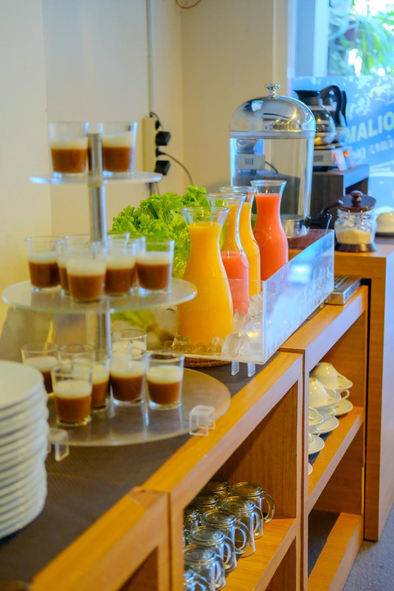 Student Park Hotel Jogyakarta Zewnętrze zdjęcie