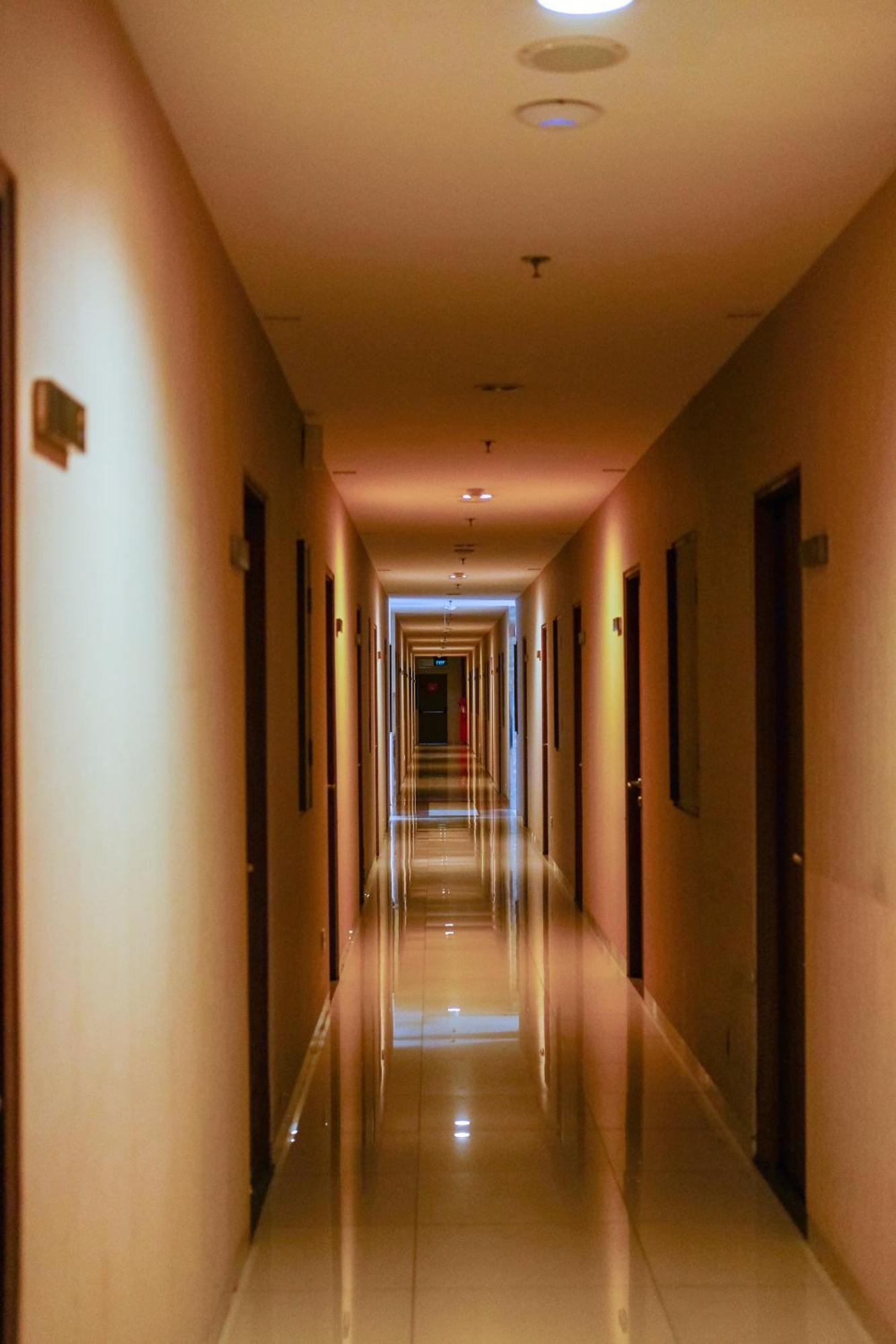 Student Park Hotel Jogyakarta Zewnętrze zdjęcie